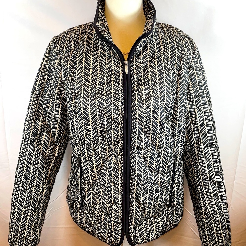 Lands’End Woman’s Jacket by Lands’End